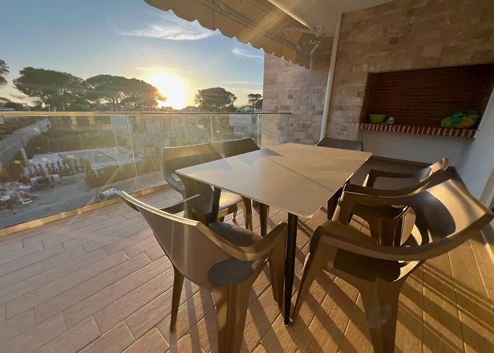 Rent Lalzy Bay 公寓 Durrës