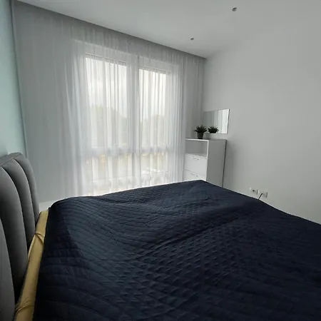 Rent Lalzy Bay *